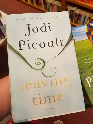 Used Book Store «Goodwill Manasota Bookstore - Bradenton», reviews and photos, 7200 55th Ave E, Bradenton, FL 34203, USA