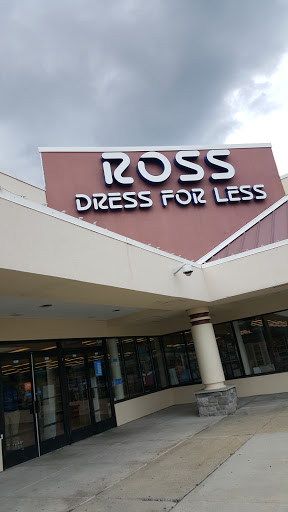 Clothing Store «Ross Dress for Less», reviews and photos, 9616 Reisterstown Rd, Garrison, MD 21117, USA