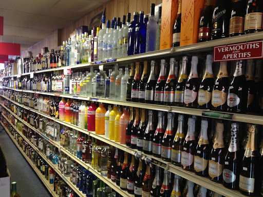 Liquor Store «Parkside 202 Wine & Liquors», reviews and photos, 3565 Crompond Rd, Cortlandt, NY 10567, USA