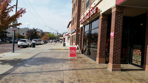 Book Store «DuBois Book Store Miami University», reviews and photos, 118 E High St, Oxford, OH 45056, USA