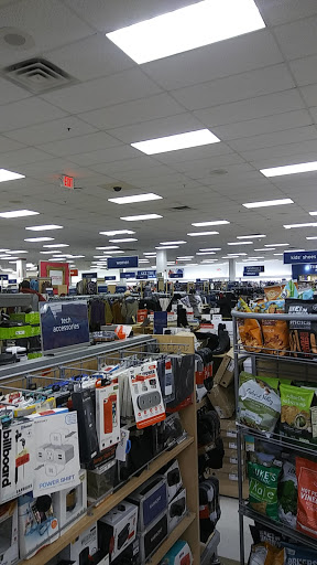 Department Store «Marshalls & HomeGoods», reviews and photos, 95 Washington St, Canton, MA 02021, USA