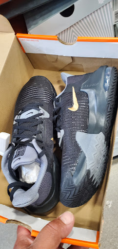 Sporting Goods Store «Academy Sports + Outdoors», reviews and photos, 8050 Forest Ln, Dallas, TX 75243, USA