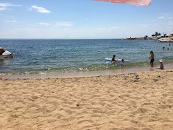 Armutlu Plajı'in fotoğrafı birden fazla uzun koy ile birlikte