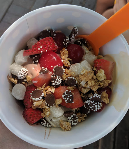 Frozen Yogurt Shop «Just Chill Frozen Desserts & Creperie», reviews and photos, 47 Main St, Clinton, NJ 08809, USA