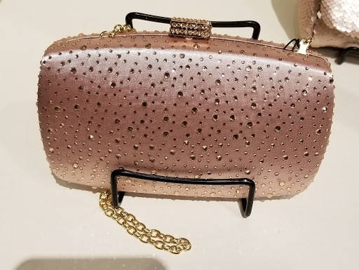 Fashion Accessories Store «Charming Charlie», reviews and photos, 3100 S Hulen St #136, Fort Worth, TX 76109, USA