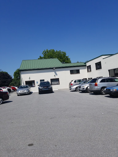 Used Car Dealer «H G Motorcar Corporation», reviews and photos, 711 W Lancaster Ave, Downingtown, PA 19335, USA