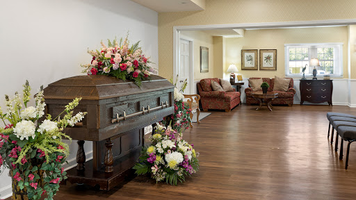 Funeral Home «The Island Funeral Home and Crematory», reviews and photos, 4 Cardinal Rd, Hilton Head Island, SC 29926, USA