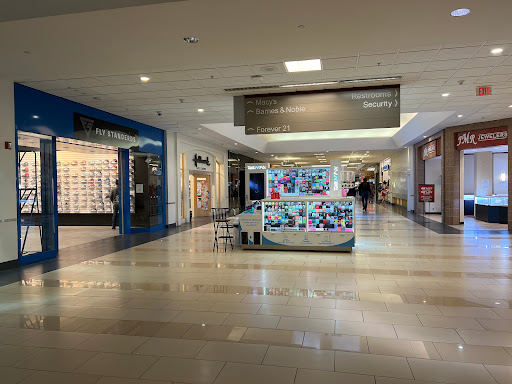 Shopping Mall «Monmouth Mall», reviews and photos, 180 New Jersey 35, Eatontown, NJ 07724, USA