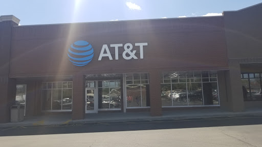 Cell Phone Store «AT&T», reviews and photos, 3014 Bardstown Rd, Louisville, KY 40205, USA