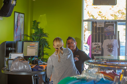 Custom T-shirt Store «Big Frog Custom T-Shirts of Valrico - Brandon», reviews and photos, 3478 Lithia Pinecrest Rd, Valrico, FL 33596, USA