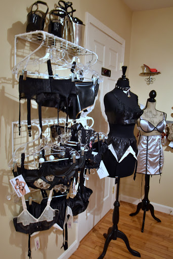 Lingerie Store «Roissy Intimates», reviews and photos, 1660 Greenland Rd #12, Greenland, NH 03840, USA