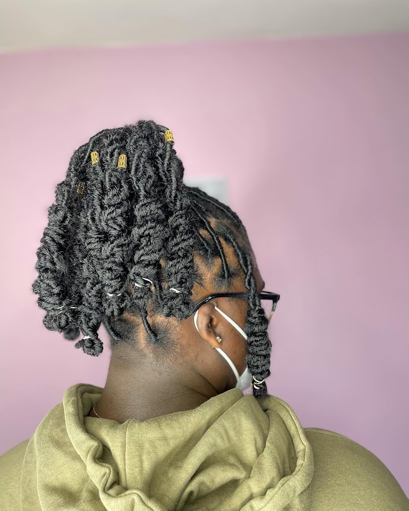 Out of Many Salon Suites 11510