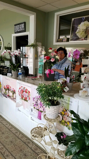 Florist «Agnew Florist-Watertown», reviews and photos, 587 Main St, Watertown, CT 06795, USA