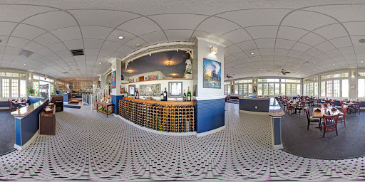 Restaurant «Pisces Rising», reviews and photos, 239 W 4th Ave, Mt Dora, FL 32757, USA