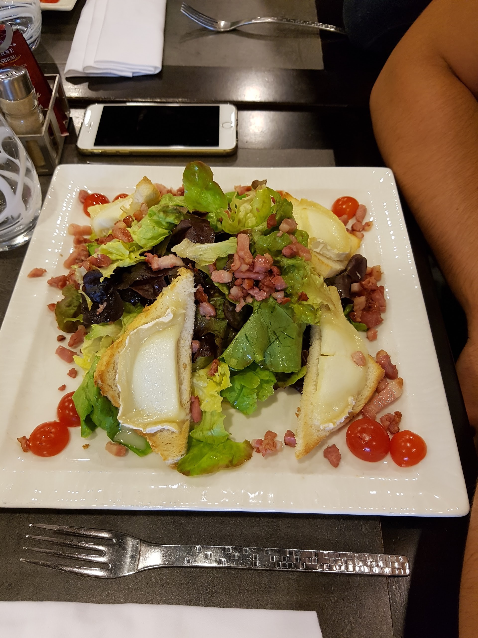 Photo n° 3 de l'avis de rone.o fait le 09/11/2016 à 18:26