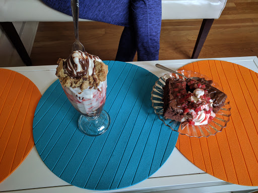 Cafe «Auntie Rae’s Dessert Island», reviews and photos, 4704 Holladay Blvd E, Holladay, UT 84117, USA