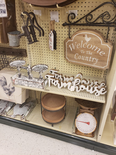 Craft Store «Hobby Lobby», reviews and photos, 2215 Lebanon Valley Mall, Lebanon, PA 17042, USA