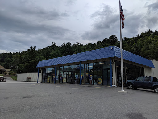 Auto Parts Store «NAPA Auto Parts - Blue Ridge Auto & Paint», reviews and photos, 560 Oak Ave, Spruce Pine, NC 28777, USA