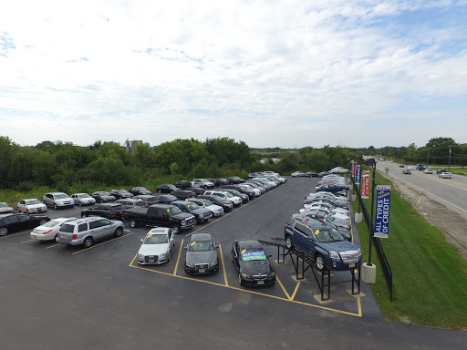 Used Car Dealer «Conway Imports Auto Sales», reviews and photos, 615 E Lake St, Streamwood, IL 60107, USA