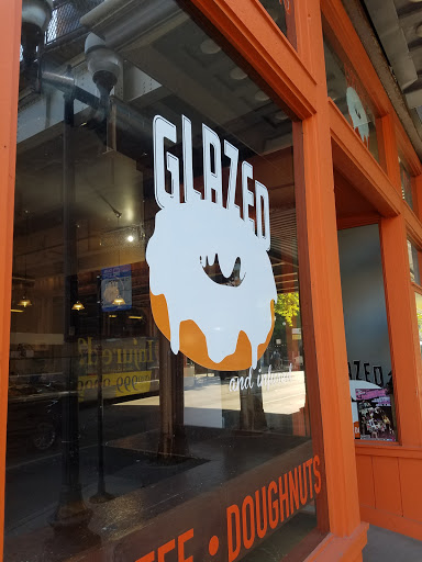 Donut Shop «Glazed and Infused», reviews and photos, 939 W Armitage Ave, Chicago, IL 60614, USA