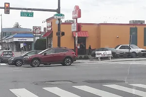 Popeyes Louisiana Kitchen image