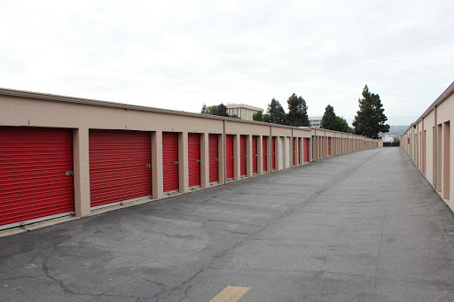 Self-Storage Facility «Stor-Mor Self Storage», reviews and photos, 4300 Emerald St, Torrance, CA 90503, USA
