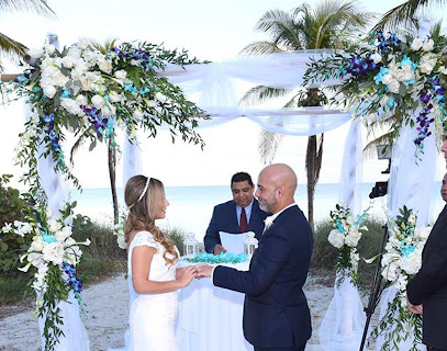 Mayra Weddings and Things-Fotografos para Bodas en Miami FL- Fotografo para quinceaños