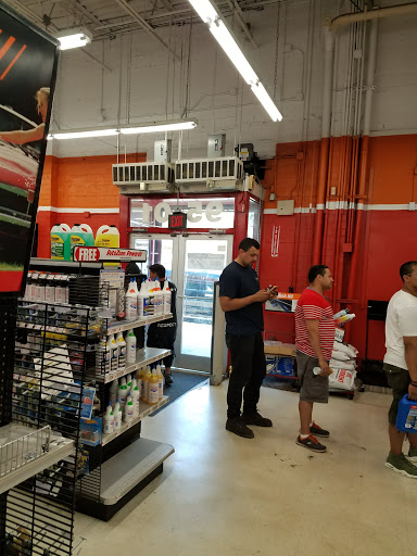 Auto Parts Store «AutoZone», reviews and photos, 9501 Northern Blvd, Flushing, NY 11372, USA