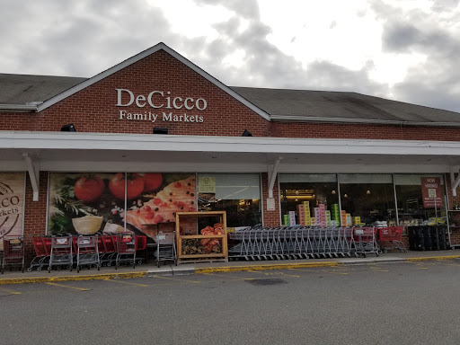 Supermarket «DeCicco Family Markets - Katonah», reviews and photos, 132 Bedford Rd, Katonah, NY 10536, USA