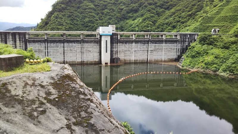 広神ダム 新潟県魚沼市 堰 グルコミ