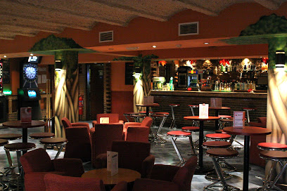 Pub La Gruta - Carrer del Prat Gran, 1, AD700 Escaldes-Engordany, Andorra