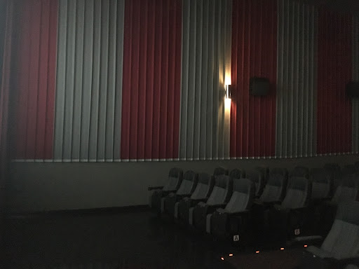 Movie Theater «Regal Cinemas Downtown West 8», reviews and photos, 1640 Downtown W Blvd, Knoxville, TN 37919, USA