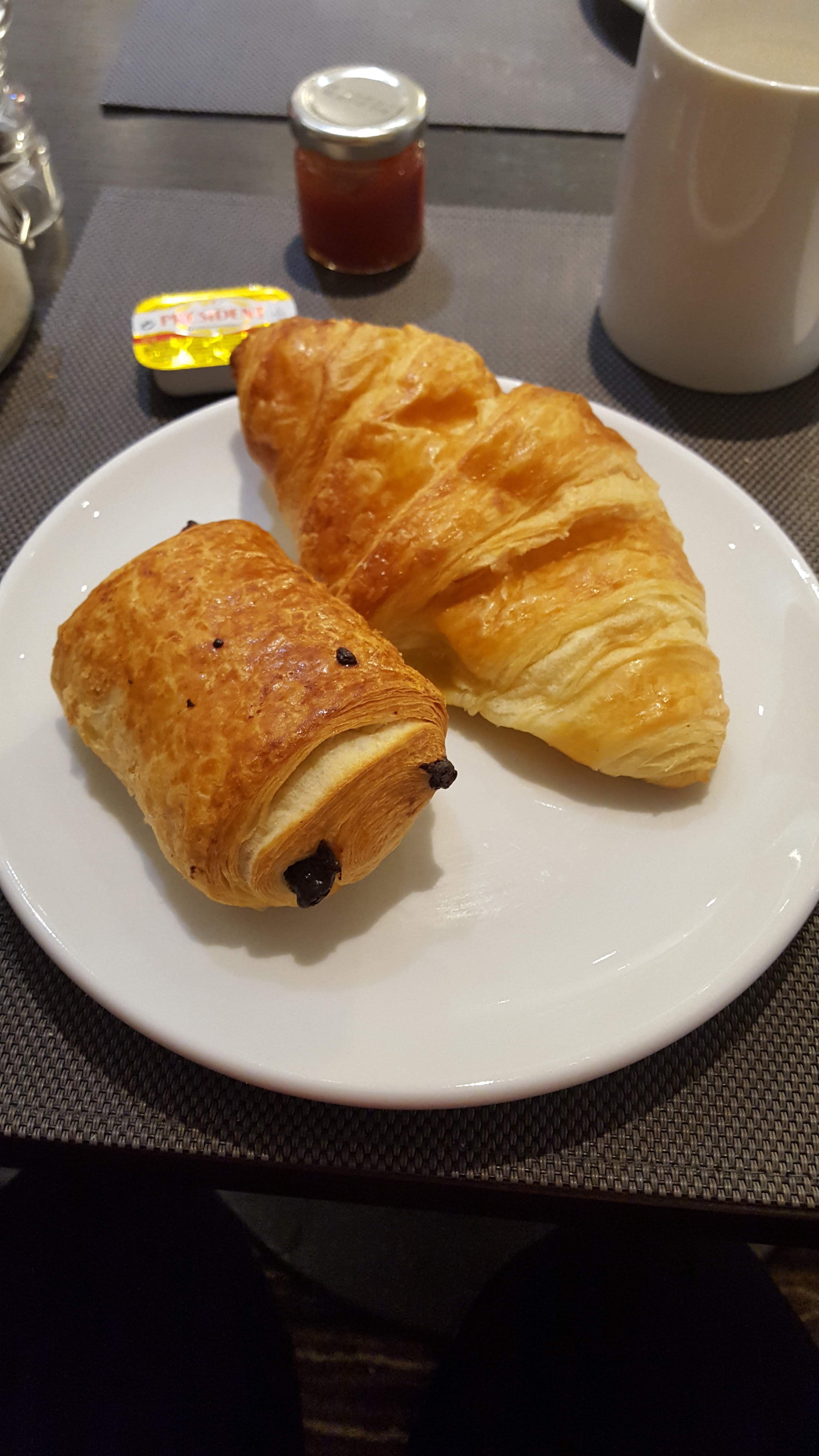 Photo n° 3 de l'avis de Melly. fait le 19/07/2019 à 23:12
