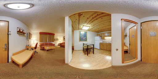 Hotel «Best Western Golden Spike Inn & Suites», reviews and photos