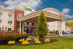 Holiday Inn Express & Suites Vineland Millville, an IHG Hotel image