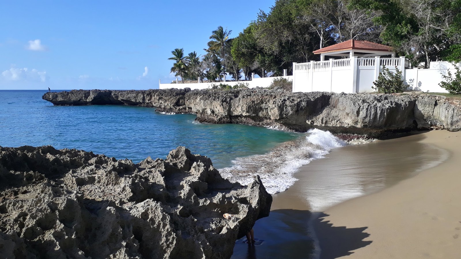 Foto af Playa Chiquita med kort lige kyst