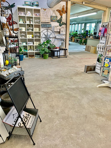 Garden Center «Kent East Hill Nursery», reviews and photos, 11644 SE 240th St, Kent, WA 98031, USA