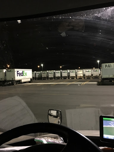 Mailing Service «FedEx Ground», reviews and photos, 100 J St, Perrysburg, OH 43551, USA