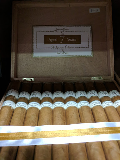 Tobacco Shop «High Society Smoke Shop», reviews and photos, 16450 S Tamiami Trail #6, Fort Myers, FL 33908, USA