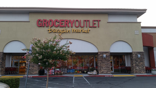 Grocery Store «Grocery Outlet Bargain Market», reviews and photos, 424 Roseville Square, Roseville, CA 95678, USA