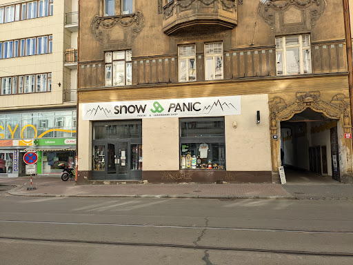 Snowpanic - freeski & longboard shop Praha