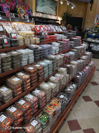 Supermarket «Lewis Fresh Market», reviews and photos, 2727 Grand Ave, Waukegan, IL 60085, USA