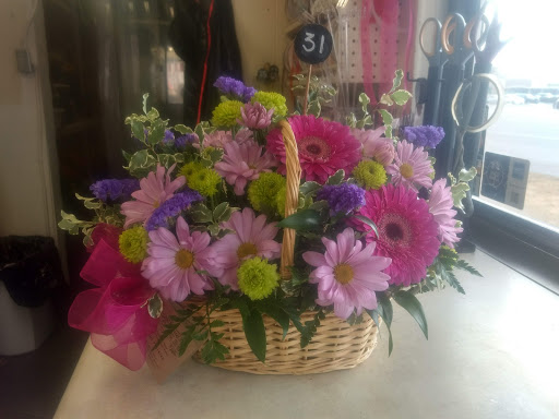 Florist «Just Because Flowers and Gifts», reviews and photos, 645 E State St, American Fork, UT 84003, USA