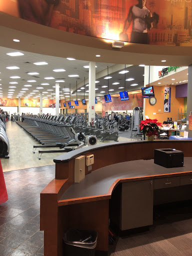 Gym «LA Fitness», reviews and photos, 4100 William Penn Hwy #43, Monroeville, PA 15146, USA