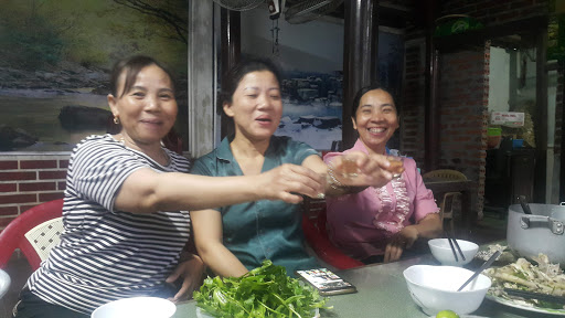 Quán Phở Trung Na