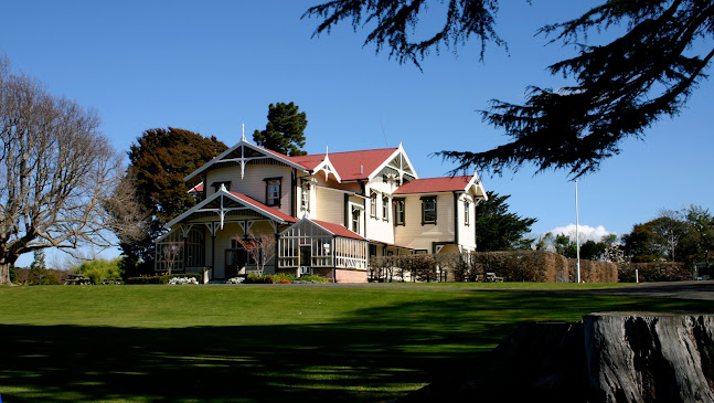 Caccia Birch House - Museum