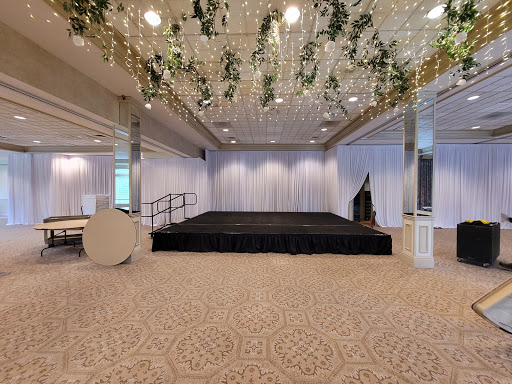 Country Club «Knollwood Country Club», reviews and photos, 5050 W Maple Rd, West Bloomfield Township, MI 48322, USA