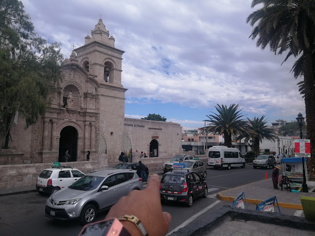 Comentarii opinii despre Casona Flores del Campo