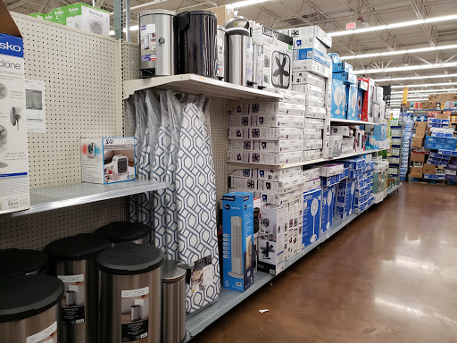 Discount Store «Walmart», reviews and photos, 6210 Annapolis Rd, Landover Hills, MD 20784, USA