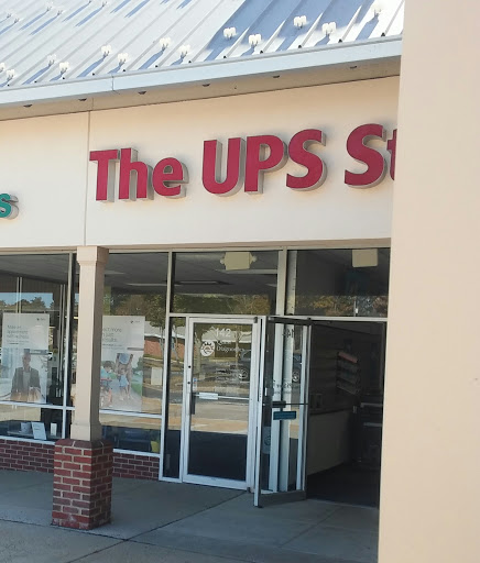 Shipping and Mailing Service «The UPS Store», reviews and photos, 130 W Main St #144, Collegeville, PA 19426, USA